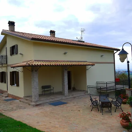 La Collina Dorata 3*